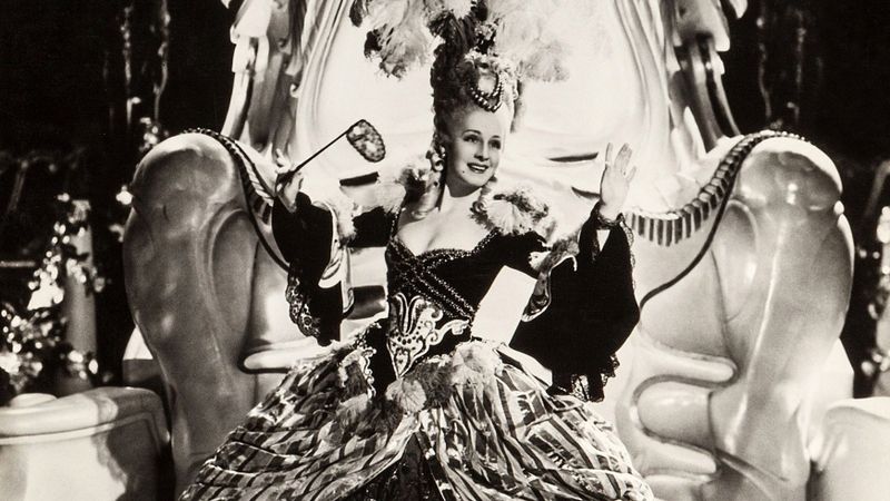 Marie Antoinette Backdrop Image
